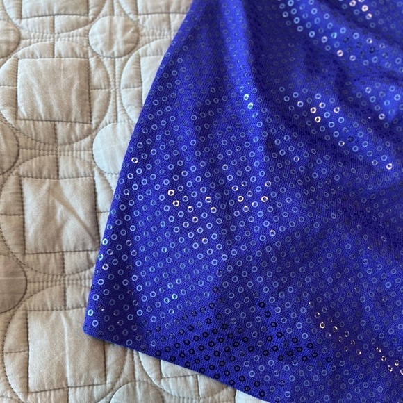 St. John Sequin Tank Top - Picture 5 of 12